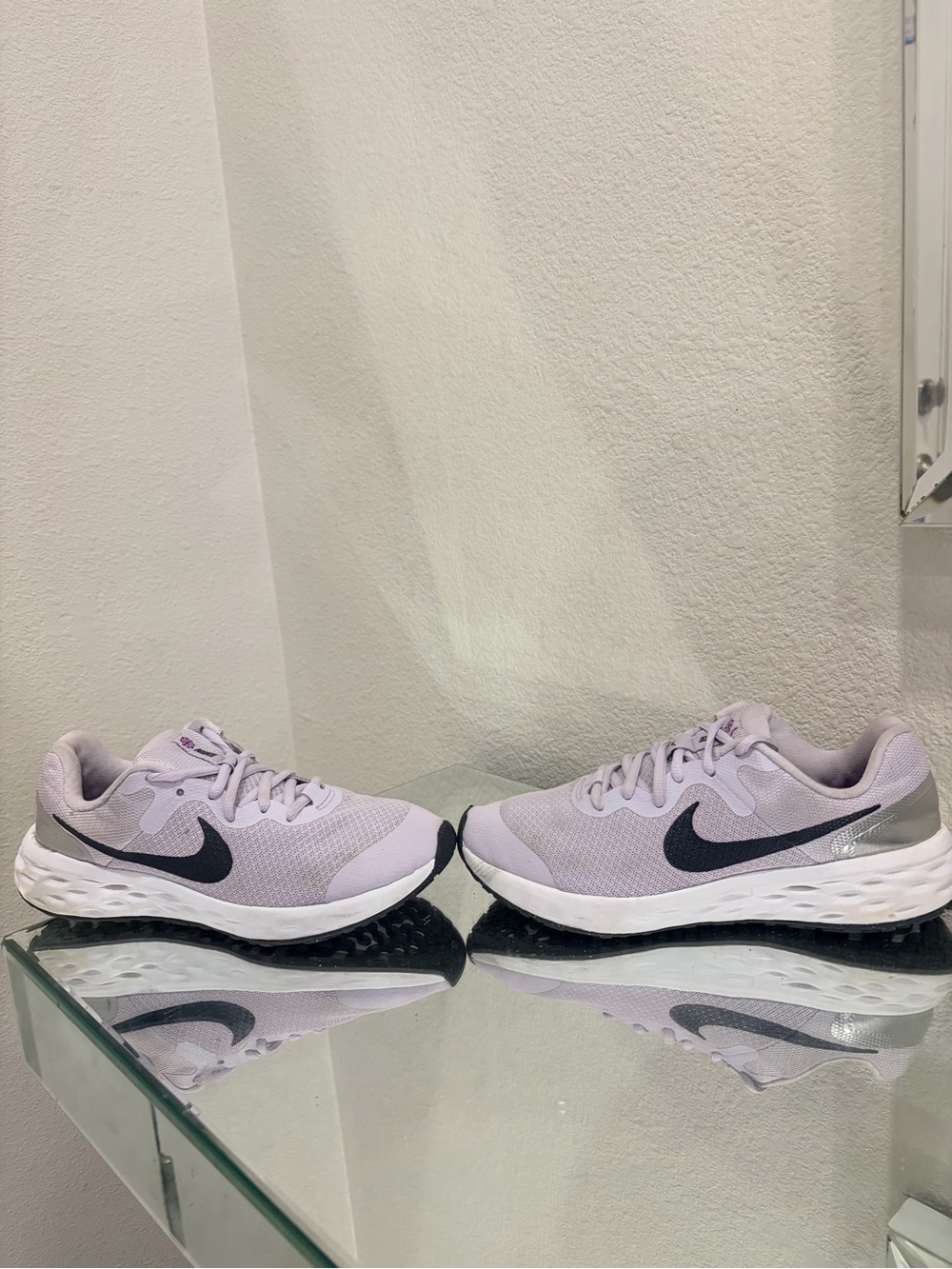 Nike Women's Lavender Mesh Running Shoes with Black Swoosh